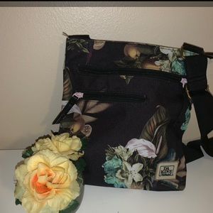Bag DaKine Hawaii Black With Flowers